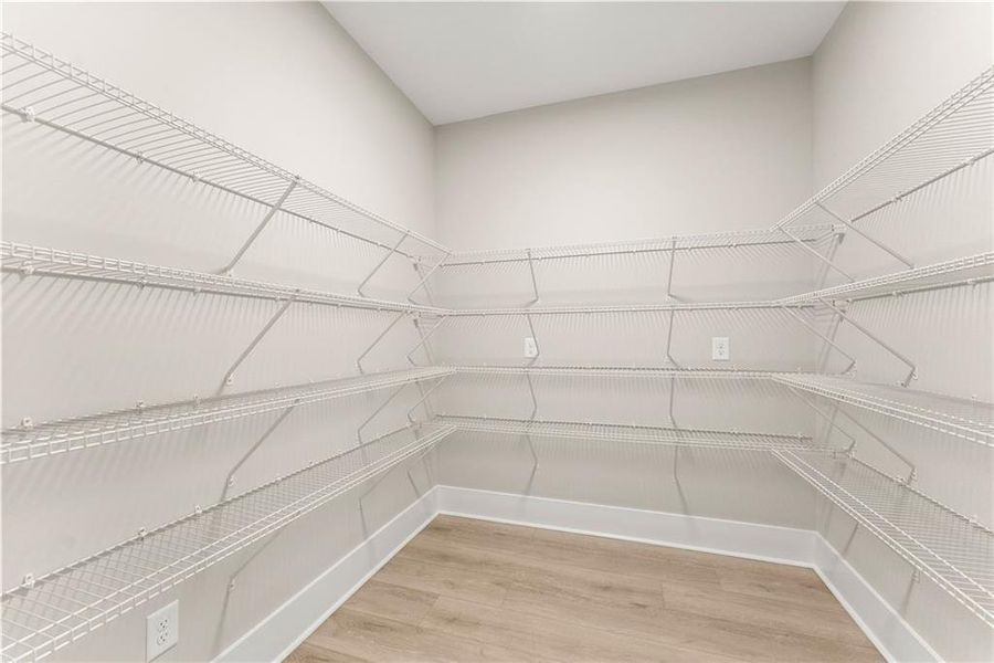 Spacious, unfurnished interior of a new home in , Clarkesville (Image 24).