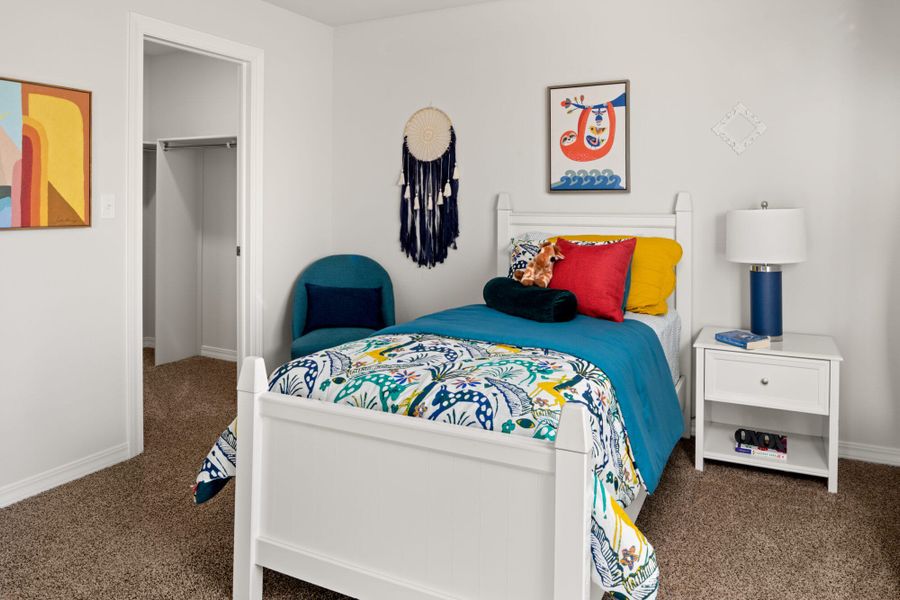 Furnished interior view inside a new home in Paseos Del Este, Horizon City (Image 5).