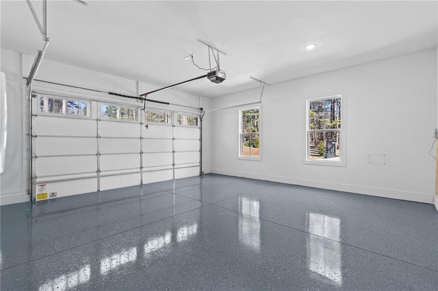 Spacious, unfurnished interior of a new home in , Lawrenceville (Image 24).