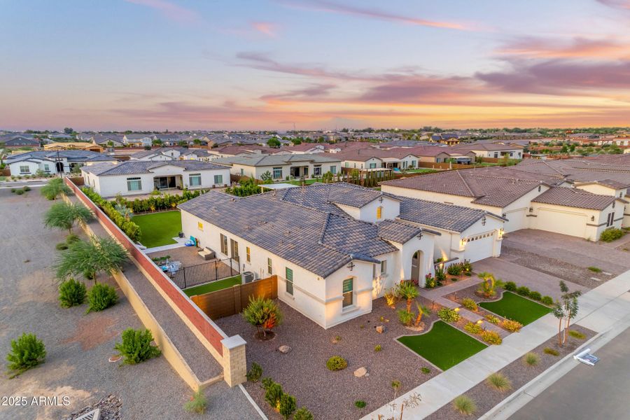 1_624_a4m_nktw 1_624_a4m_nktw