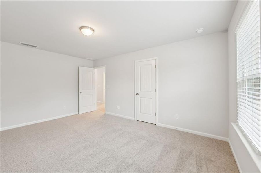 Spacious, unfurnished interior of a new home in Hamilton Lakes, Lawrenceville (Image 23). Spacious, unfurnished interior of a new home in Hamilton Lakes, Lawrenceville (Image 23).