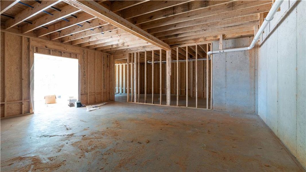 Spacious, unfurnished interior of a new home in , Carrollton (Image 29).