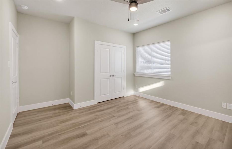 Spacious, unfurnished interior of a new home in , Fort Worth (Image 24).