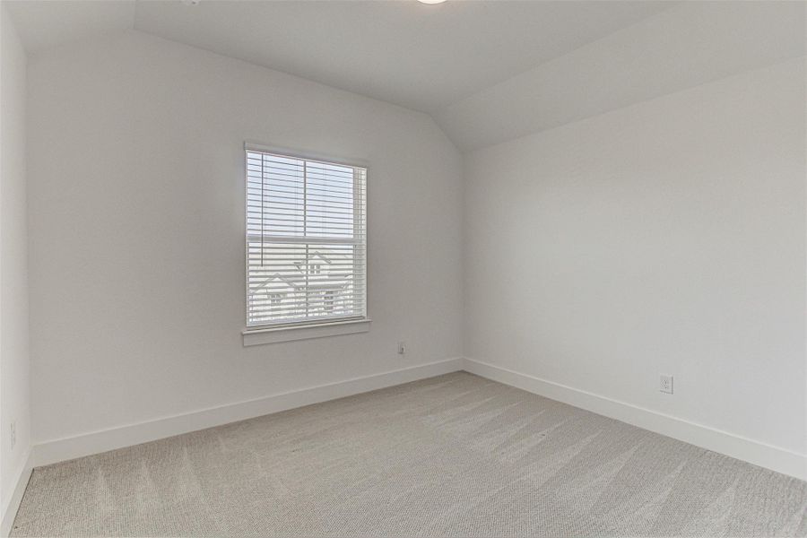 Spacious, unfurnished interior of a new home in Flora, Hutto (Image 27).