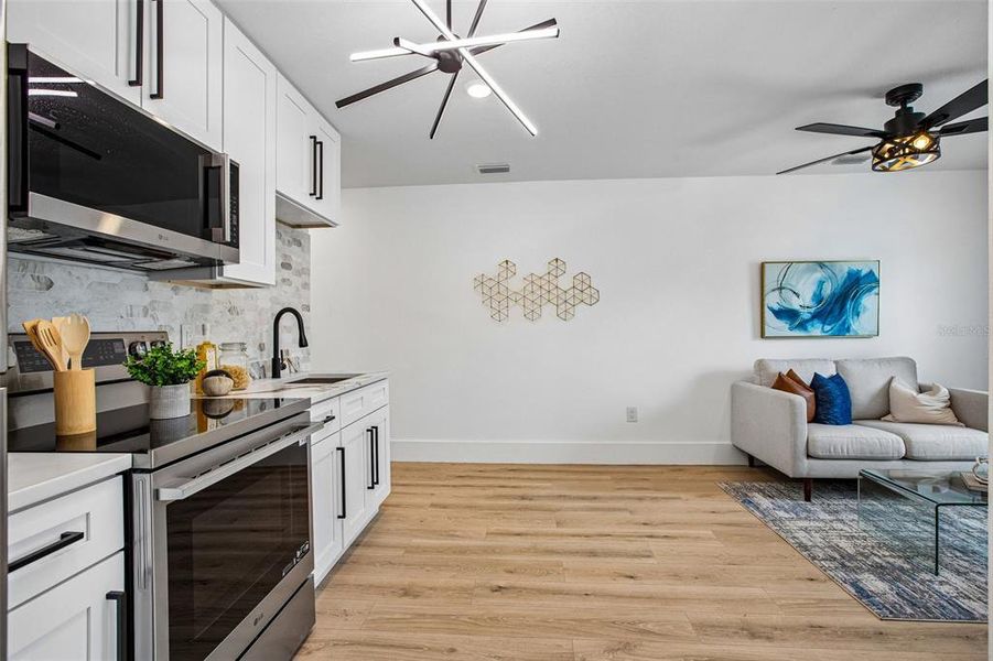 Furnished interior view inside a new home in , Tampa (Image 46).
