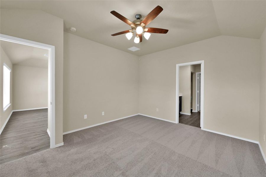 Spacious, unfurnished interior of a new home in Lakes at Black Oak, Magnolia (Image 32).