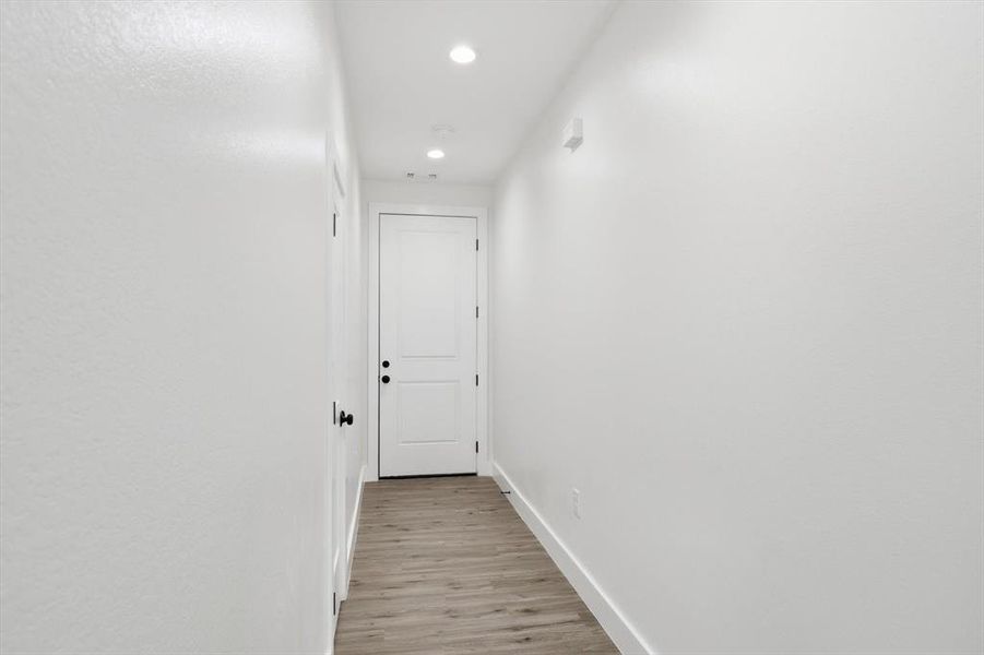 Spacious, unfurnished interior of a new home in , Whitesboro (Image 21). Spacious, unfurnished interior of a new home in , Whitesboro (Image 21).