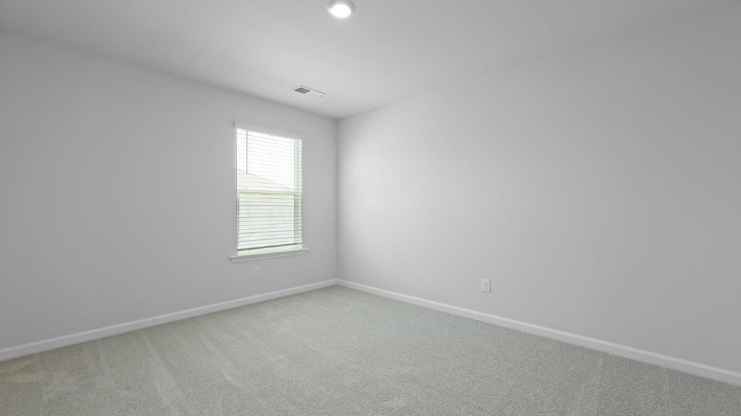 Spacious, unfurnished interior of a new home in Lakeview at Kitfield, Moncks Corner (Image 30).