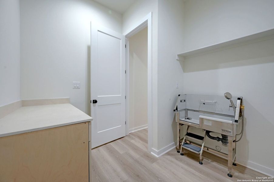 Image 29 of a home in .