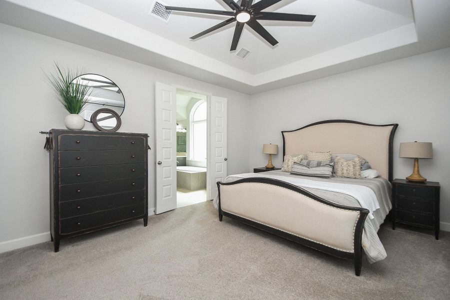 Furnished interior view inside a new home in Fulbrook On Fulshear Creek 60', Fulshear (Image 31).