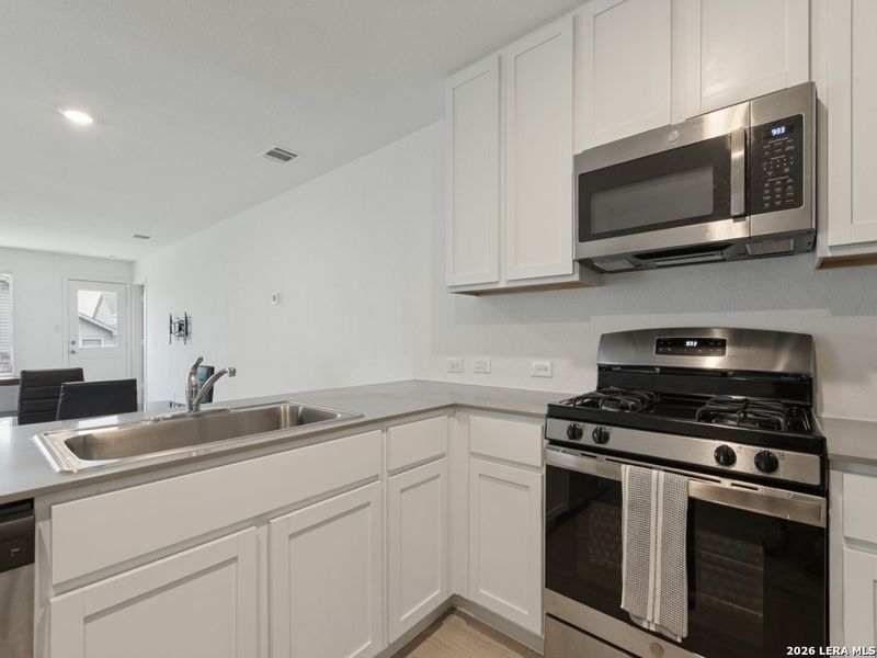 Furnished interior view inside a new home in Crescent Hills, San Antonio (Image 16).