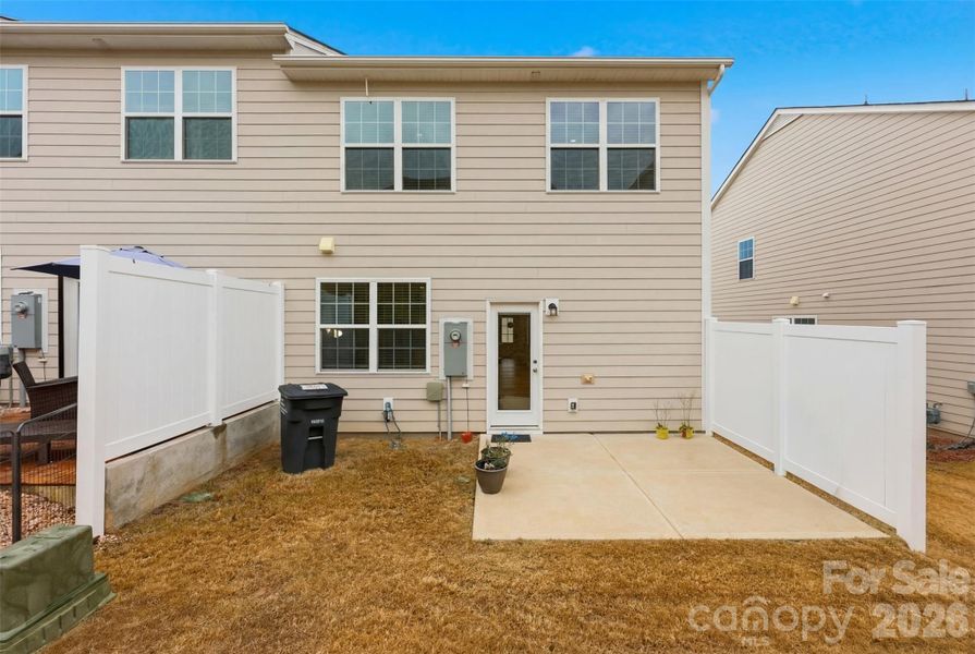 Exterior details and patio area of a home in , Fort Mill (Image 4).