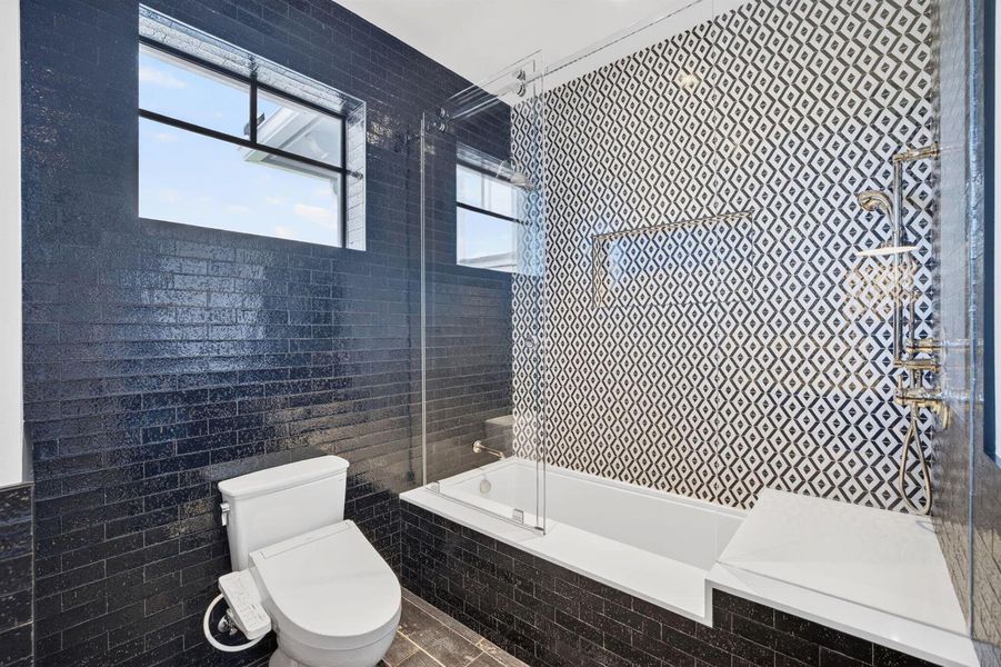 120-web-or-mls-699A6978 120-web-or-mls-699A6978