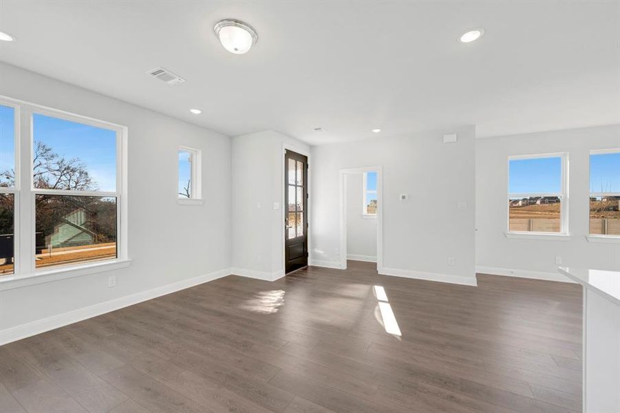 Spacious, unfurnished interior of a new home in Painted Tree Woodland West – Cottages, McKinney (Image 22).