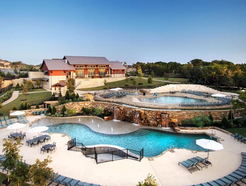 Community amenities in Rough Hollow The District, Lakeway (Image 21).