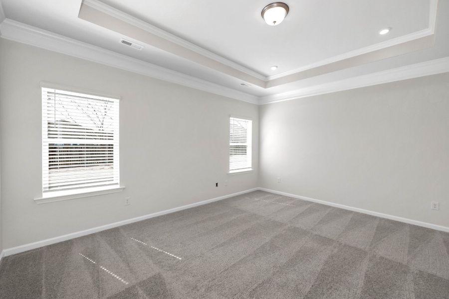 *This is a marketing photo. Colors/options may be different.*