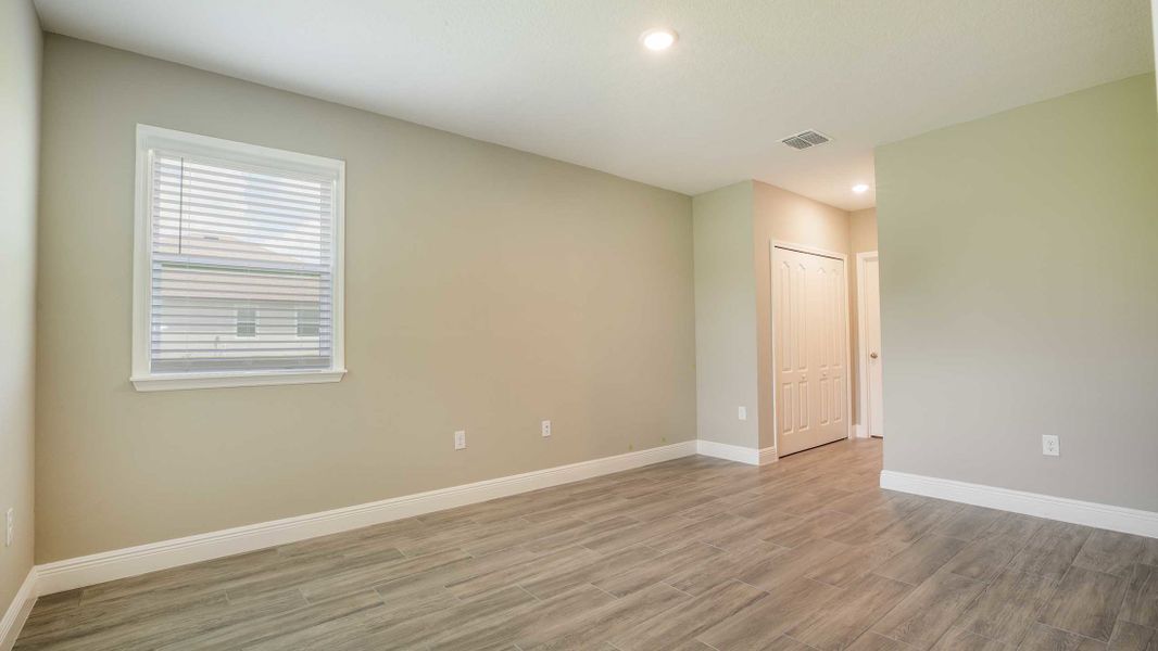 Representative unfurnished interior of a home built from the Columbus by Maronda Homes in Lake County Communities, Mount Plymouth (Image 19). Representative unfurnished interior of a home built from the Columbus by Maronda Homes in Lake County Communities, Mount Plymouth (Image 19).