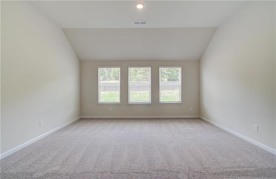 Spacious, unfurnished interior of a new home in Kingsmere Estates, Loganville (Image 38).