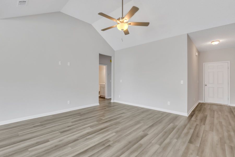 Representative unfurnished interior of a home built from the The Brunsen by RTS Homes in Doctor's Creek, Ludowici (Image 23).