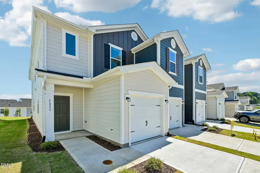 2-web-or-mls-Oakdale Dr-S2204-002 2-web-or-mls-Oakdale Dr-S2204-002