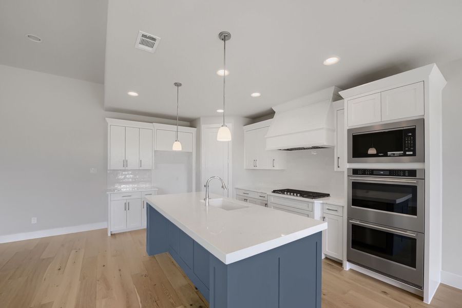 11300 Cider - Kitchen