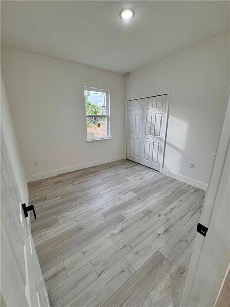 Spacious, unfurnished interior of a new home in , Dunnellon (Image 33).