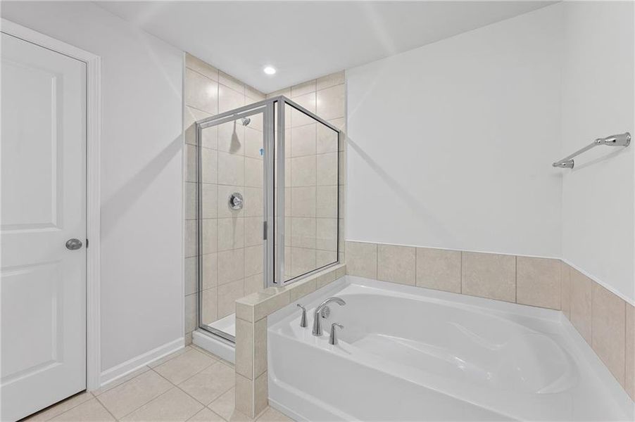 Furnished interior view inside a new home in Hawthorne Ridge, McDonough (Image 6).