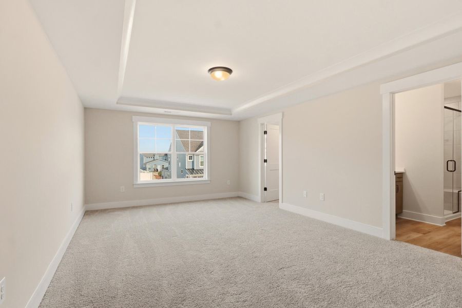 Spacious, unfurnished interior of a new home in Harbor Crossing, Greensboro (Image 29).