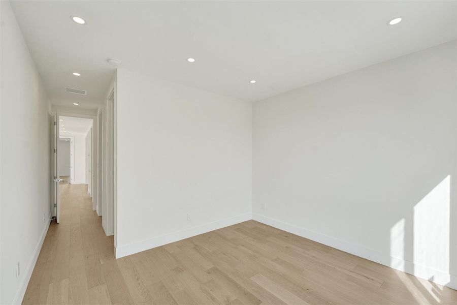 Spacious, unfurnished interior of a new home in , Fort Lauderdale (Image 88). Spacious, unfurnished interior of a new home in , Fort Lauderdale (Image 88).