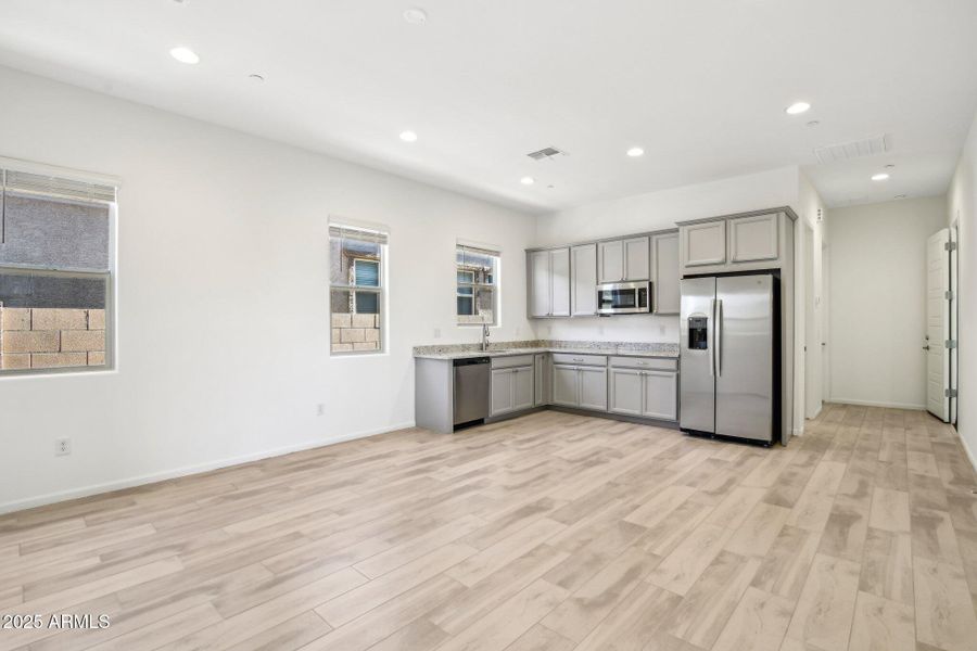 6-web-or-mls-E Prairie Aster Ln-006 6-web-or-mls-E Prairie Aster Ln-006