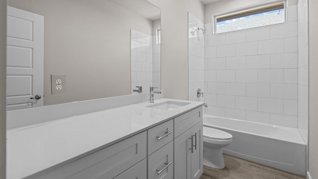 Furnished interior view inside a new home in Northwest Passage, Midland (Image 8).