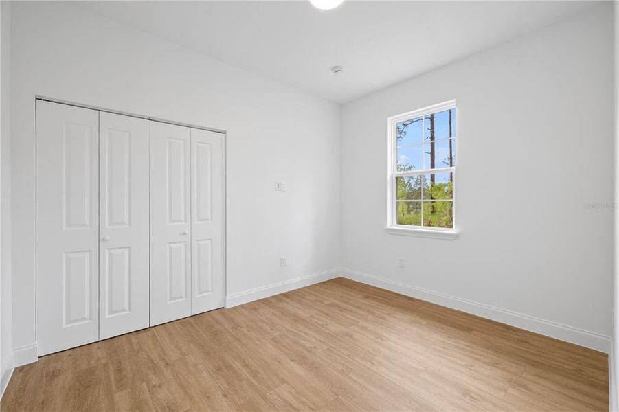 Spacious, unfurnished interior of a new home in , Citrus Springs (Image 26).
