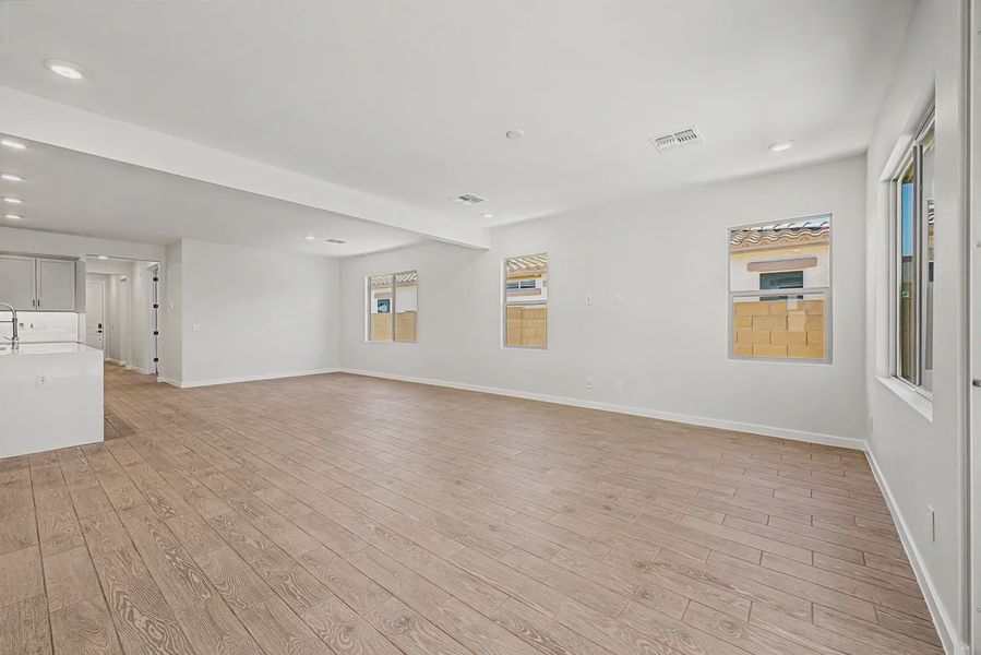 Spacious, unfurnished interior of a new home in Avanti at Granite Vista, Waddell (Image 17). Spacious, unfurnished interior of a new home in Avanti at Granite Vista, Waddell (Image 17).