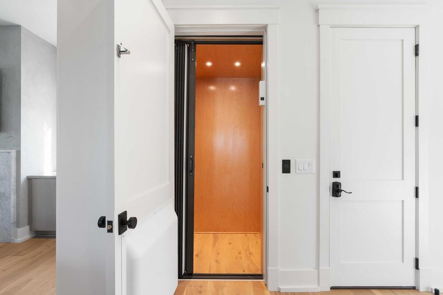 Image 43 of a home in .