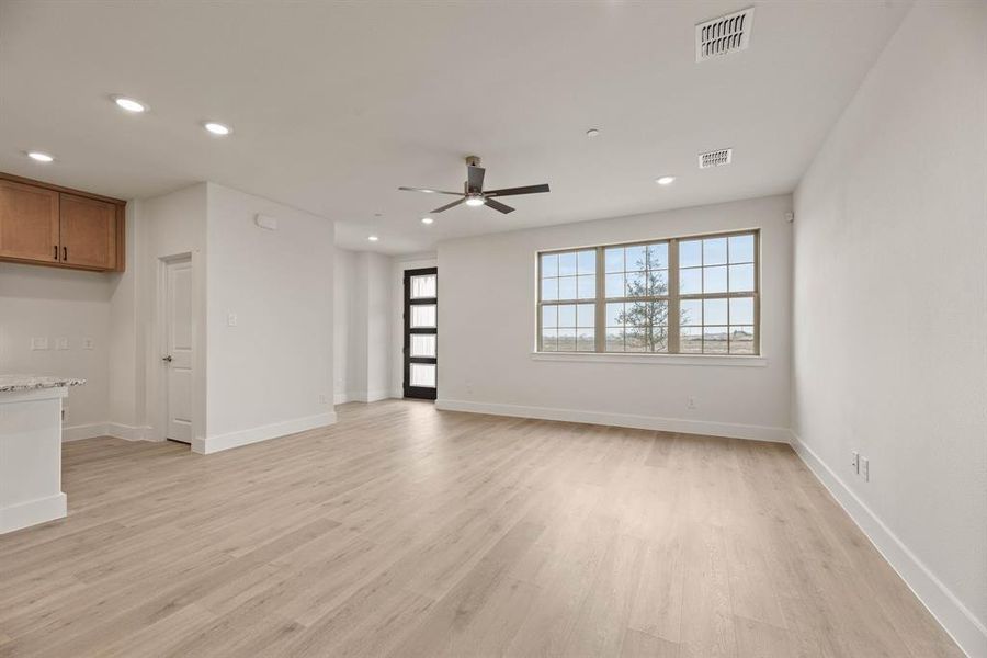 This light filled family room is spacious enough to host the entire family! This light filled family room is spacious enough to host the entire family!