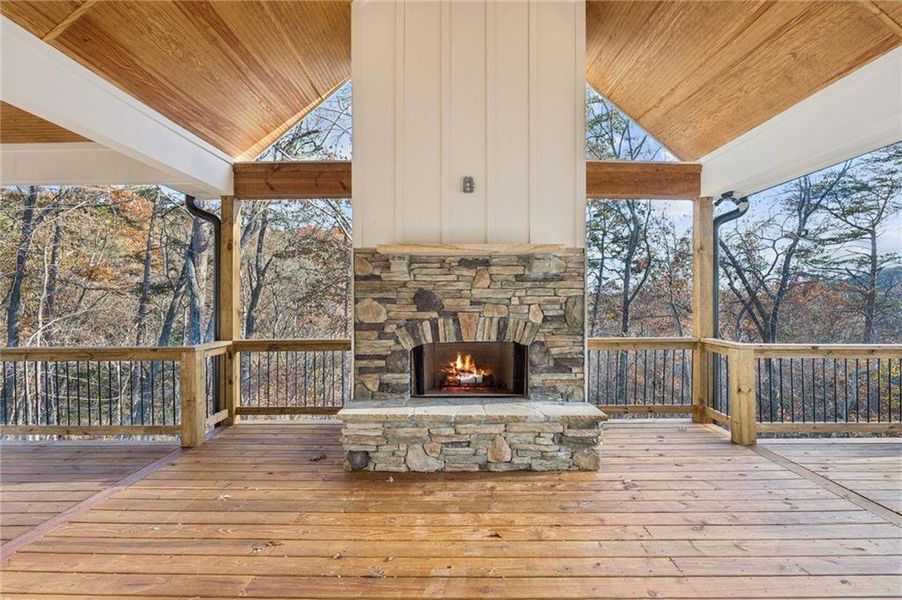 Exterior details and patio area of a home in , Dahlonega (Image 22).