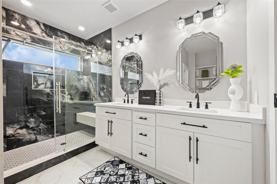 Furnished interior view inside a new home in , Houston (Image 10). Furnished interior view inside a new home in , Houston (Image 10).