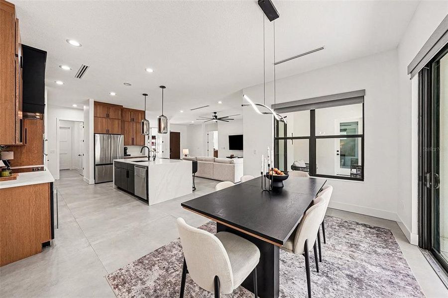 Furnished interior view inside a new home in , Lutz (Image 5).