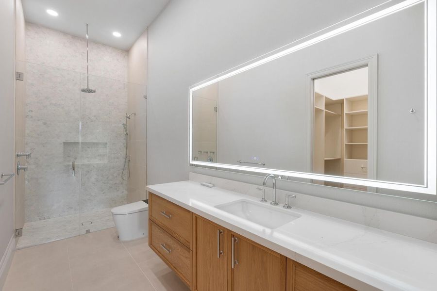 Furnished interior view inside a new home in , Palm Beach Gardens (Image 9).