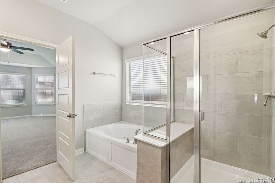 Furnished interior view inside a new home in Arcadia Ridge - Classic Series, San Antonio (Image 7).