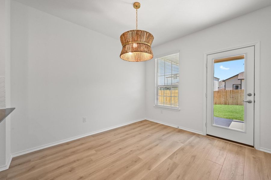 Spacious, unfurnished interior of a new home in Creekside at Estancia, Austin (Image 17).