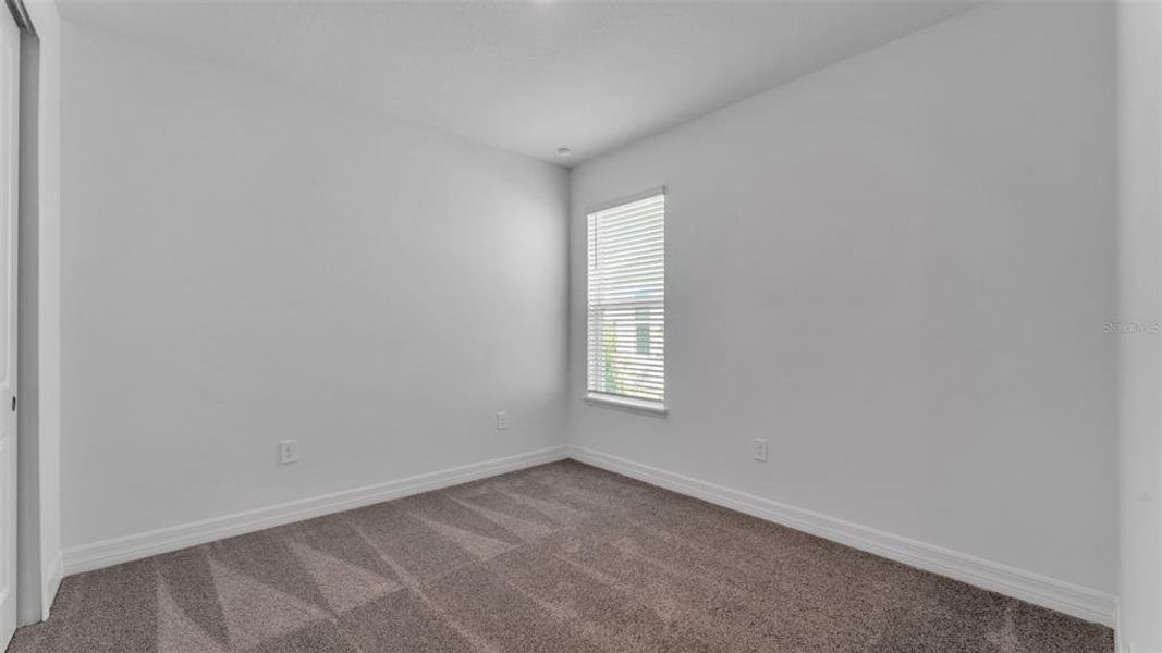 Spacious, unfurnished interior of a new home in Timber Ridge, Plant City (Image 27).