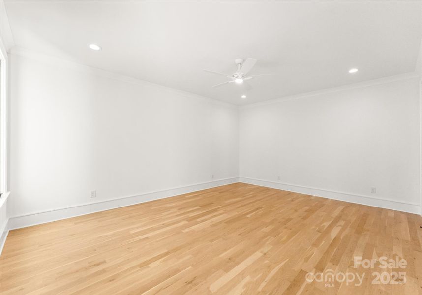 Spacious, unfurnished interior of a new home in , Charlotte (Image 20).