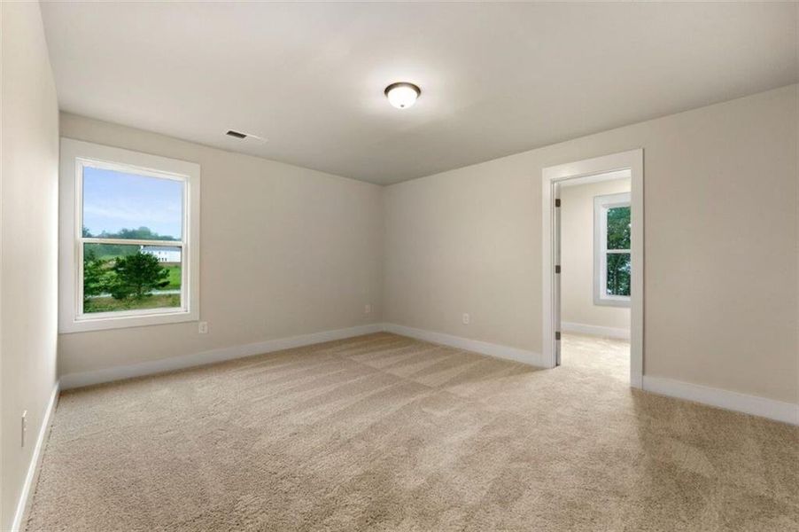Spacious, unfurnished interior of a new home in Steeplechase, Hoschton (Image 37).