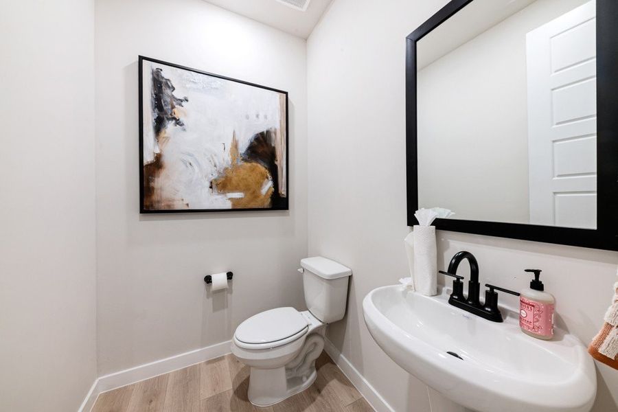 Furnished interior view inside a new home in Hickory Ridge Estates, Elmendorf (Image 13).