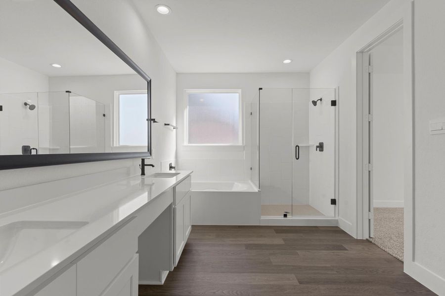 Furnished interior view inside a new home in Westland Ranch 60' Homesites, League City (Image 13). Furnished interior view inside a new home in Westland Ranch 60' Homesites, League City (Image 13).