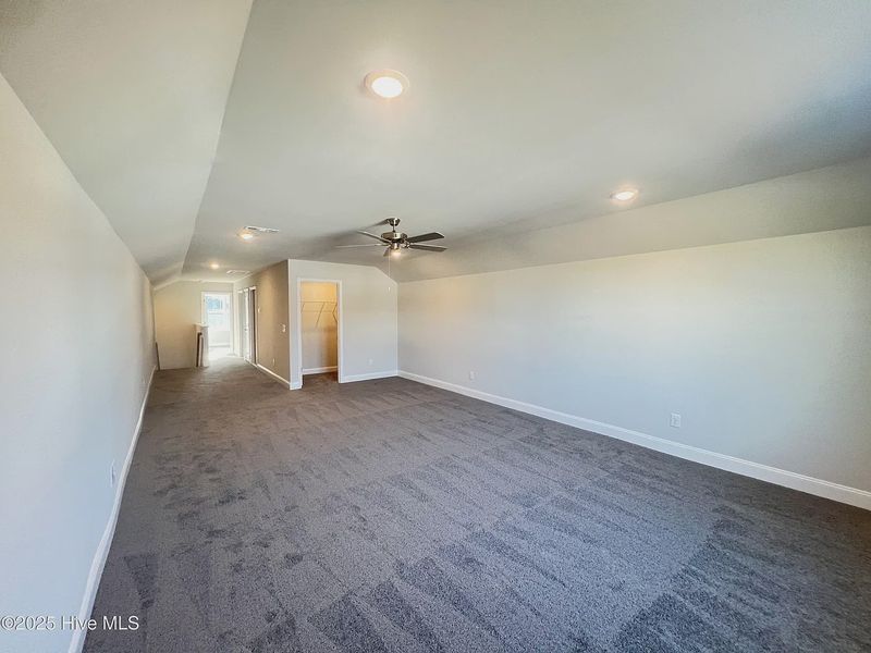 Spacious, unfurnished interior of a new home in Cool Water, Bailey (Image 45).