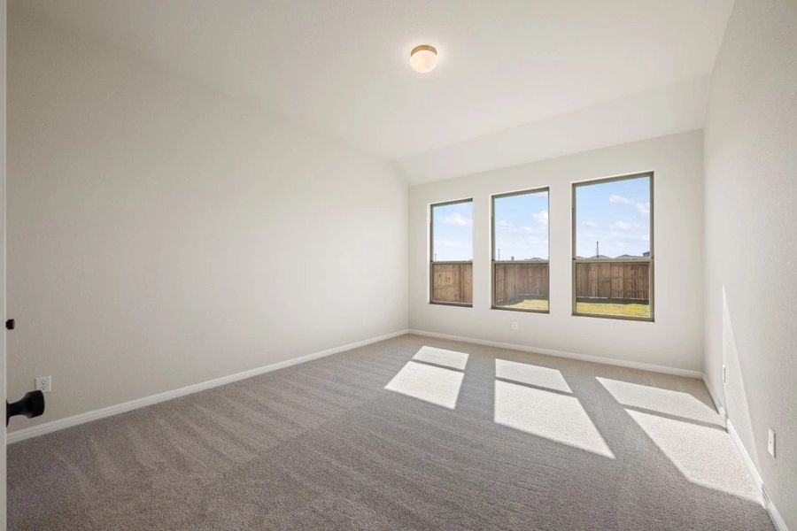 Spacious, unfurnished interior of a new home in Willow Springs, Buda (Image 40).