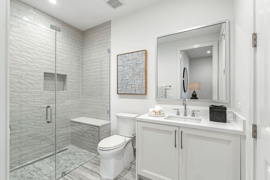 En-suite full bathroom as part of the study or bedroom #4 En-suite full bathroom as part of the study or bedroom #4