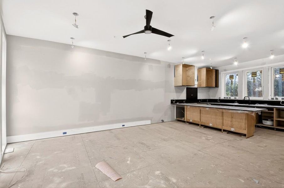 Image 44 of a home in .